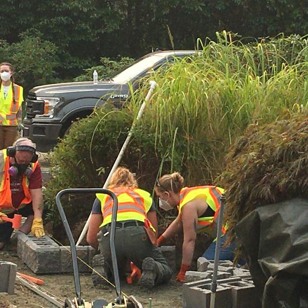 VIU Horticulture, Vancouver Island University, Students, Horticulture, Construction, Slegg Building Materials, Allan Block